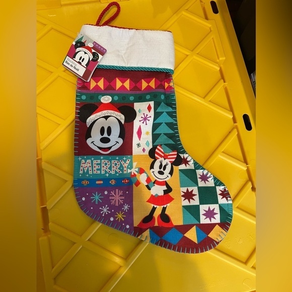 ^ DISNEY Store CHRISTMAS STOCKING - MICKEY & MINNIE MOUSE - HOLIDAY - NWT - Picture 1 of 5